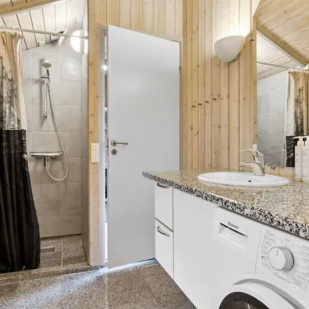 Feriehus Arent - 1-1km From The Sea By Interhome