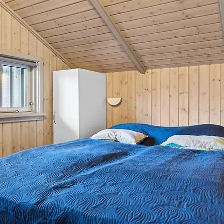 Arent - 1-1km From The Sea By Interhome Feriehus *