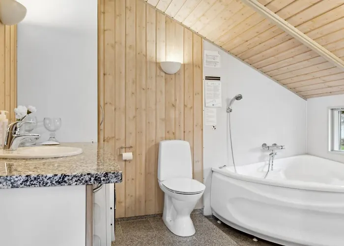 Сasa de vacaciones Arent - 1-1km From The Sea By Interhome *