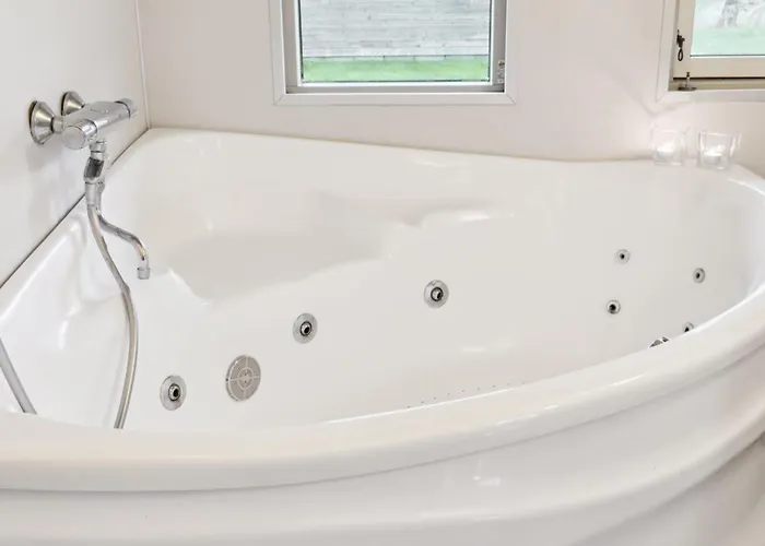 Сasa de vacaciones Arent - 1-1km From The Sea By Interhome